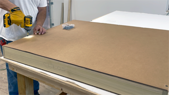 Canvas stretching pliers come in effect with our custom frames to help maintain perfect tension during your setup. Pair with our proficiently built stretcher bars for studio-grade results. Delivered in wood crates to preserve corner quality.