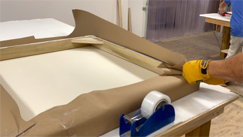 Our custom size canvas for acrylic painting lets you tailor every dimension to your creative plan. Built on sturdy bars, stretched tight, and triple-primed, it ships in a wood crate that guards color fidelity. Ready for vibrant work right away.