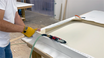Our stretched canvas art set bundle includes several custom-sized canvases, all built with heavy frames and tensioned properly. Each canvas shipped in a wood crate bundle for safe transit. Great for series painters or creative kits.