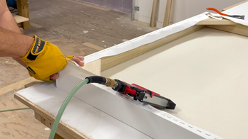 Buy from our stretched canvas online store where you choose size, depth and style, and we deliver pre-stretched, primed canvases in wood crates. Easy ordering, professional output, and secure delivery—studio-ready arrives at your door.