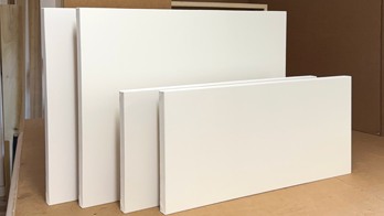 As stretched canvas wholesalers, we supply bulk, custom‑sized canvases built with heavy‑duty stretcher bars for studios, schools and galleries. All canvases are pre‑primed, tightly stretched, and delivered in reusable hardwood crates. Save on high quality in volume.