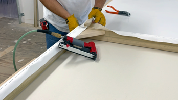 Wholesale blank canvas boards are custom-created in bulk, pre-primed and mounted for painting or display. Supplied with gapless frames or flat panel structure, they ship organized in wood crates. Art schools and production houses value the efficiency and quality.
